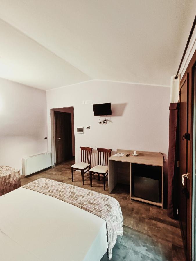 Agriturismo - B&B "La Funicolare" Francavilla Marittima Экстерьер фото